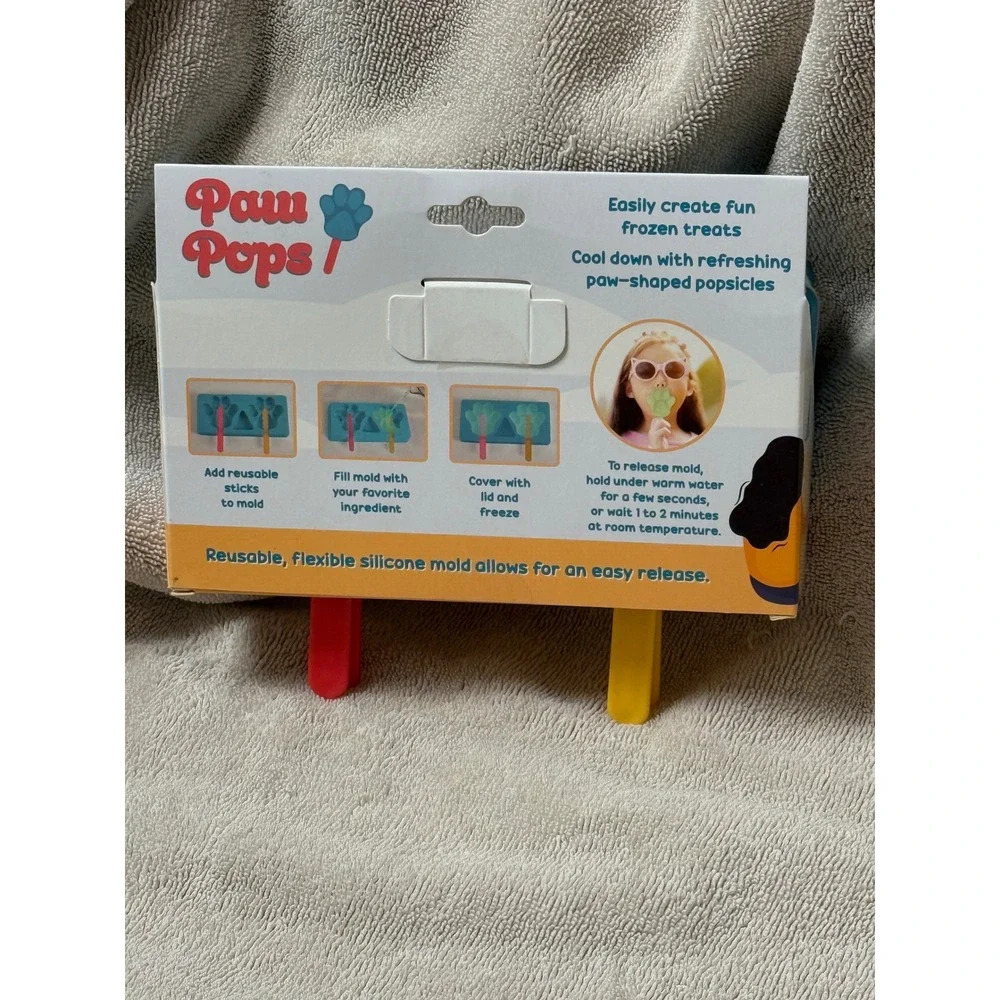 Paw Pops Silicone Popsicle Molds -‎ Makes 4 - New in Box